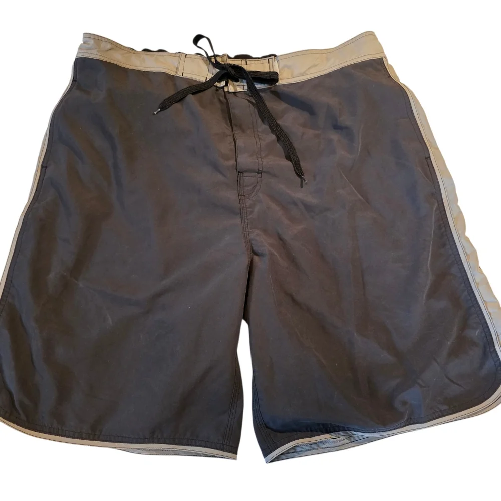 Arizona Gray and Tan Swim Surf Board Shorts with Quick-Dry Fabric XL Like New